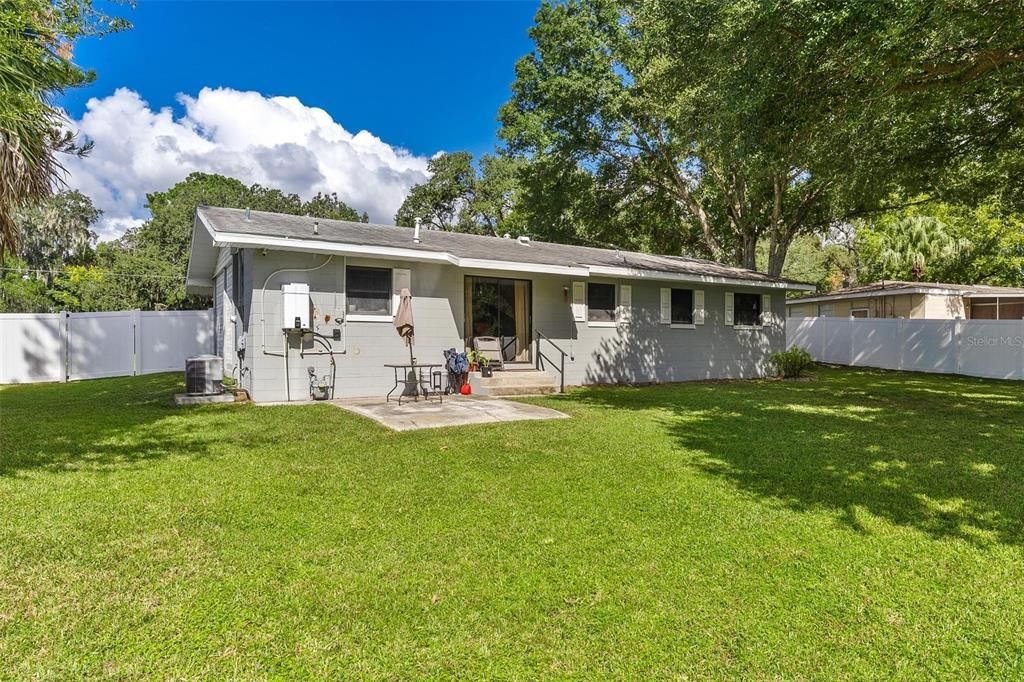 For Sale: $238,000 (3 beds, 1 baths, 1136 Square Feet)