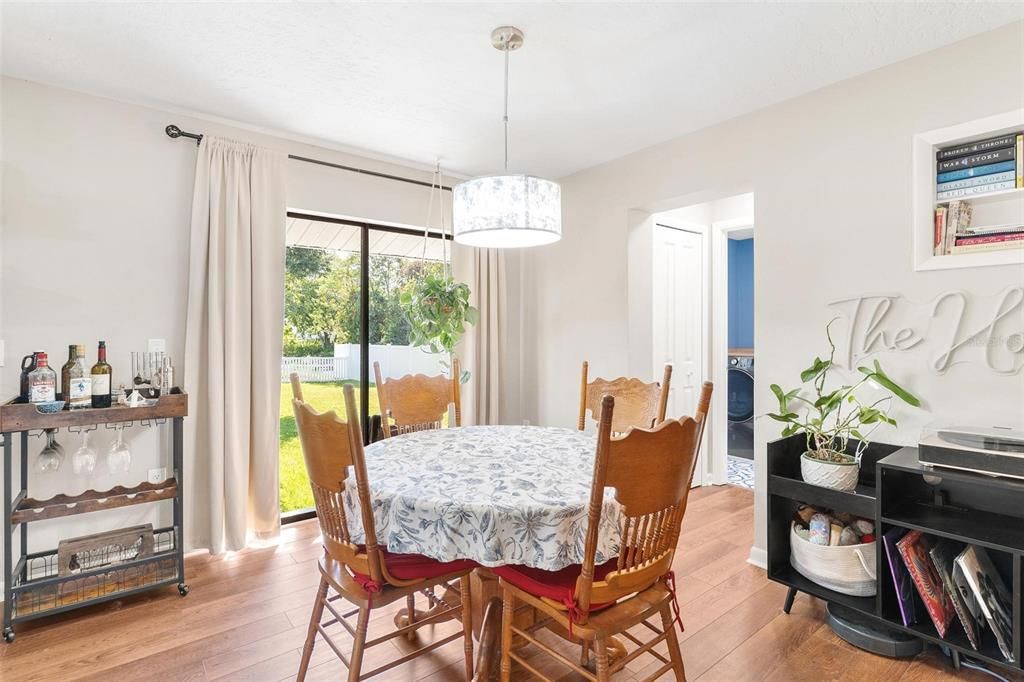 For Sale: $238,000 (3 beds, 1 baths, 1136 Square Feet)