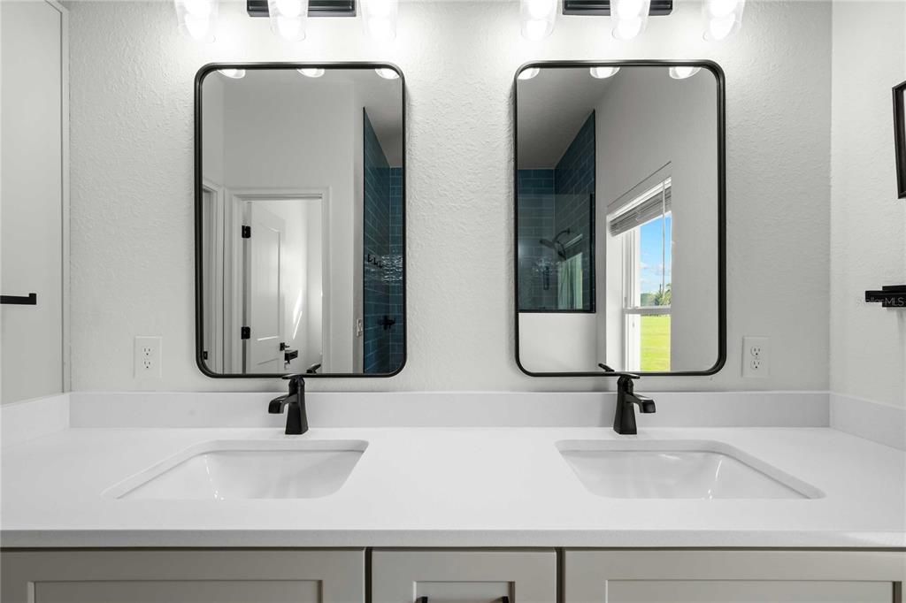 En Venta: $850,000 (3 camas, 2 baños, 1792 Pies cuadrados)