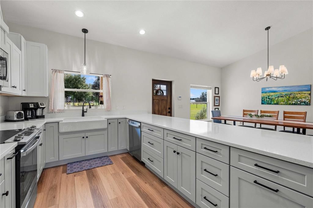 En Venta: $850,000 (3 camas, 2 baños, 1792 Pies cuadrados)