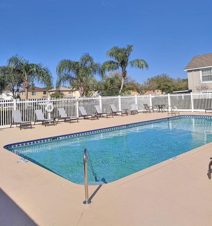 For Rent: $1,825 (2 beds, 2 baths, 1396 Square Feet)