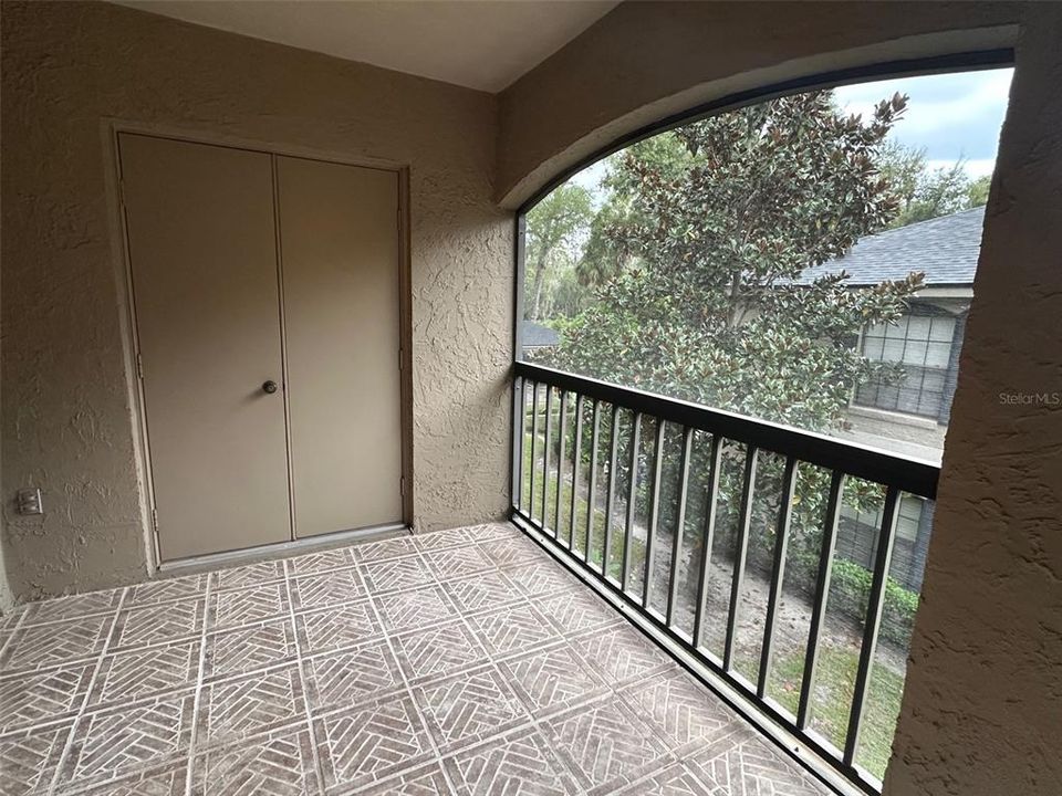 For Rent: $1,695 (2 beds, 2 baths, 1394 Square Feet)