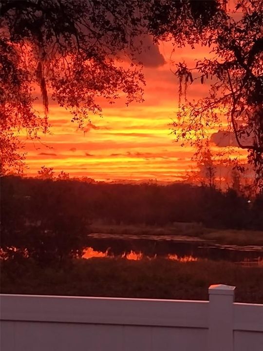 Active With Contract: $369,900 (3 beds, 2 baths, 1638 Square Feet)