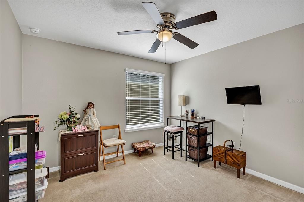 Active With Contract: $369,900 (3 beds, 2 baths, 1638 Square Feet)