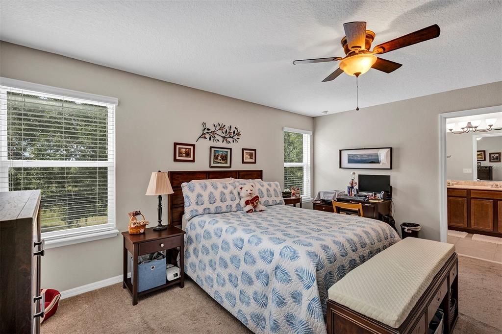 Active With Contract: $369,900 (3 beds, 2 baths, 1638 Square Feet)