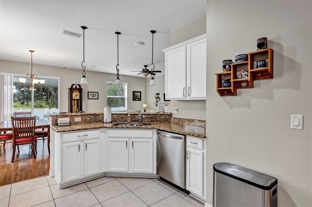 Active With Contract: $369,900 (3 beds, 2 baths, 1638 Square Feet)