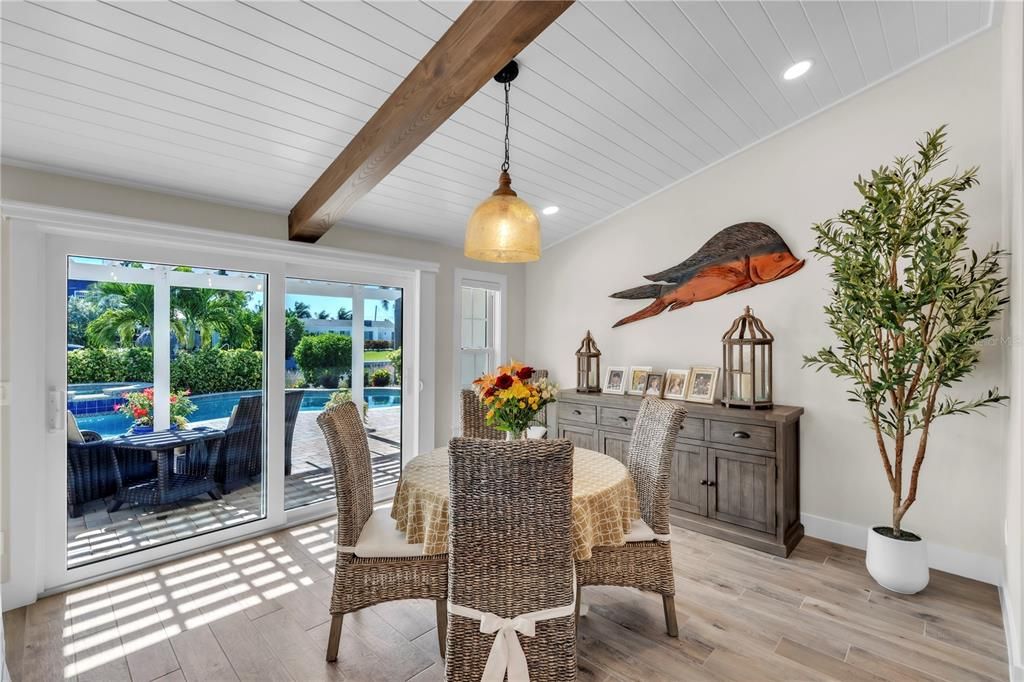 待售: $2,750,000 (3 贝兹, 3 浴室, 2409 平方英尺)