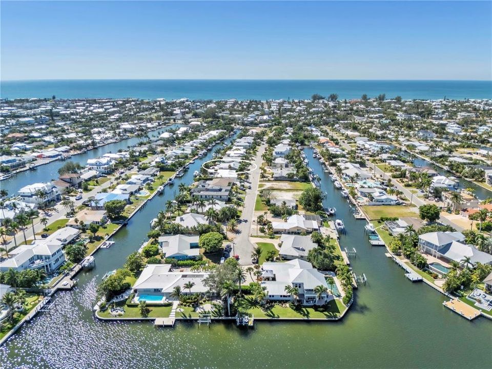 待售: $2,750,000 (3 贝兹, 3 浴室, 2409 平方英尺)