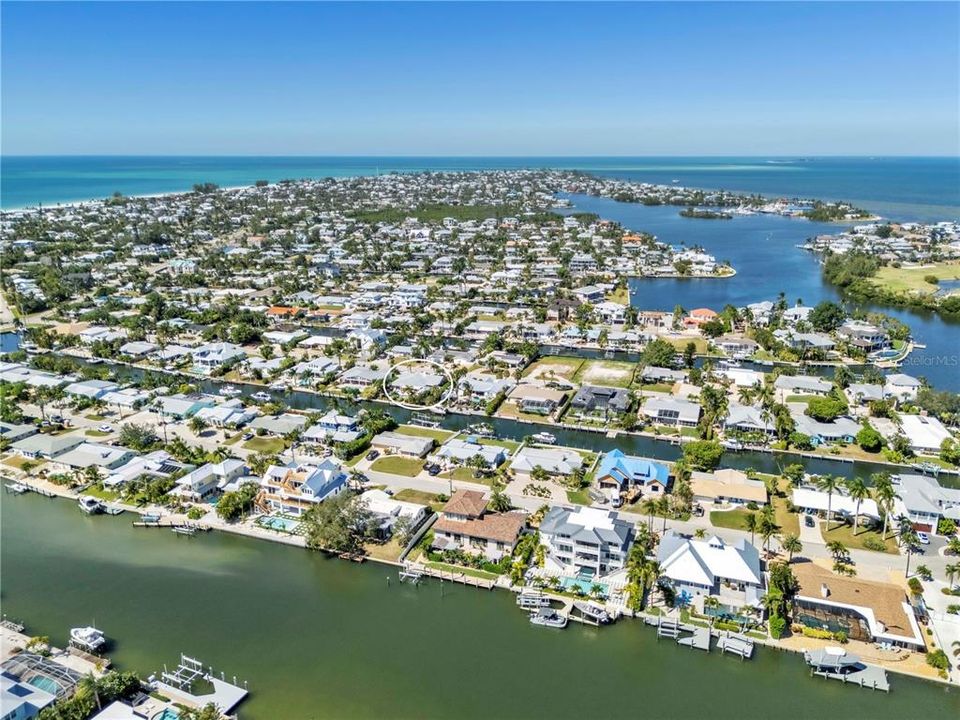 待售: $2,750,000 (3 贝兹, 3 浴室, 2409 平方英尺)