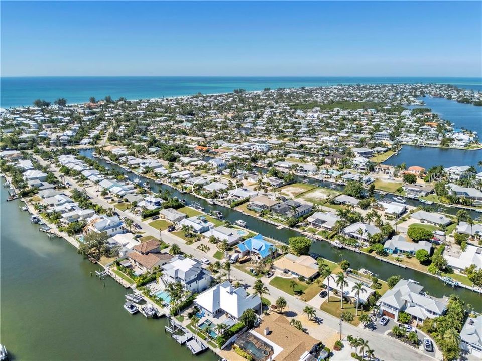 待售: $2,750,000 (3 贝兹, 3 浴室, 2409 平方英尺)