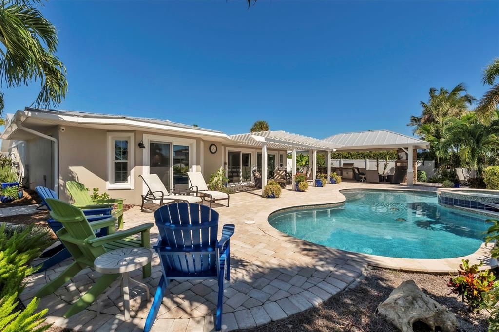 待售: $2,750,000 (3 贝兹, 3 浴室, 2409 平方英尺)