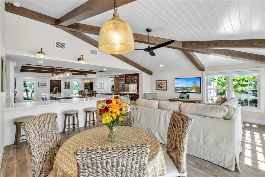 待售: $2,750,000 (3 贝兹, 3 浴室, 2409 平方英尺)