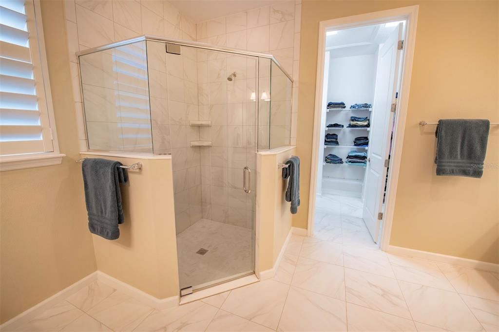 待售: $549,000 (3 贝兹, 3 浴室, 2350 平方英尺)