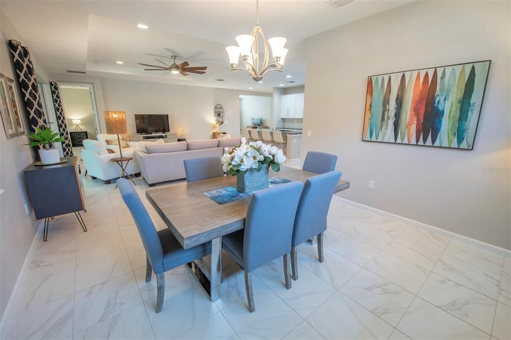 待售: $549,000 (3 贝兹, 3 浴室, 2350 平方英尺)