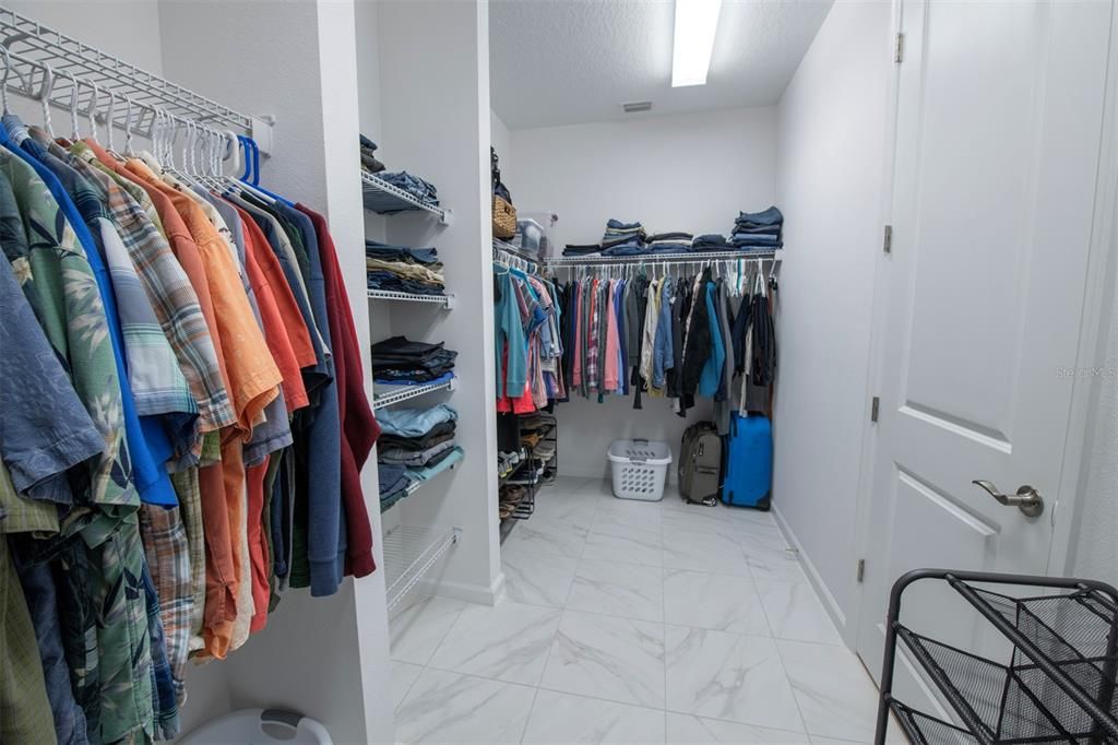 待售: $549,000 (3 贝兹, 3 浴室, 2350 平方英尺)