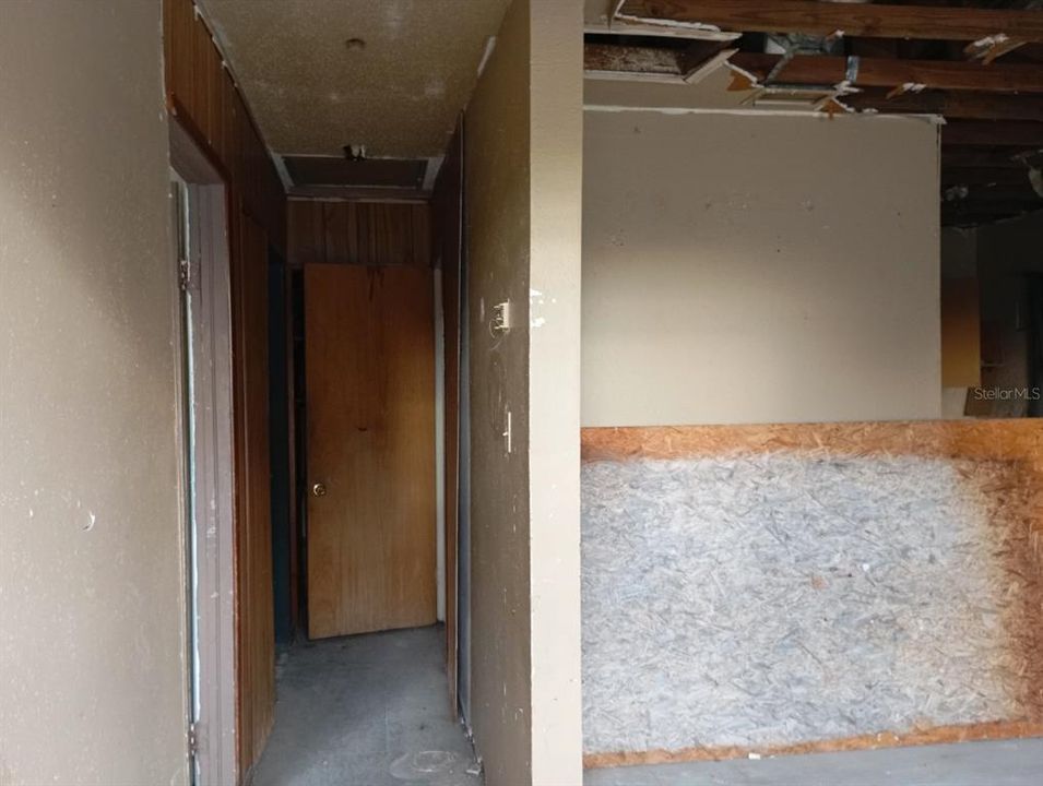 На продажу: $230,000 (9 спален, 0 ванн, 2100 Квадратных фут)