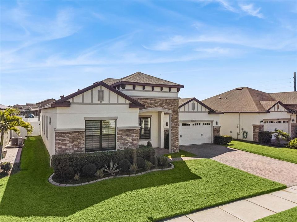 For Sale: $630,000 (4 beds, 3 baths, 2224 Square Feet)