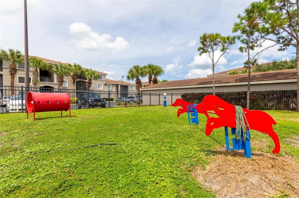 For Rent: $1,999 (2 beds, 2 baths, 1085 Square Feet)