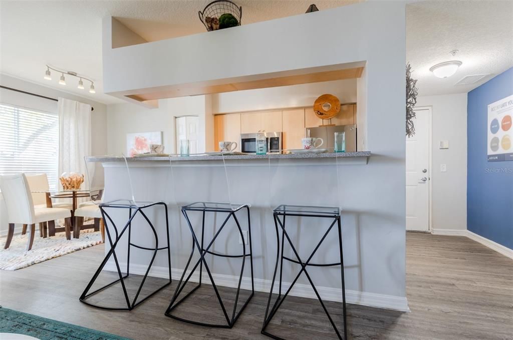 For Rent: $1,999 (2 beds, 2 baths, 1085 Square Feet)