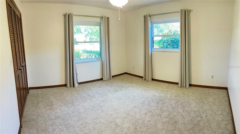 For Sale: $318,900 (3 beds, 2 baths, 2126 Square Feet)