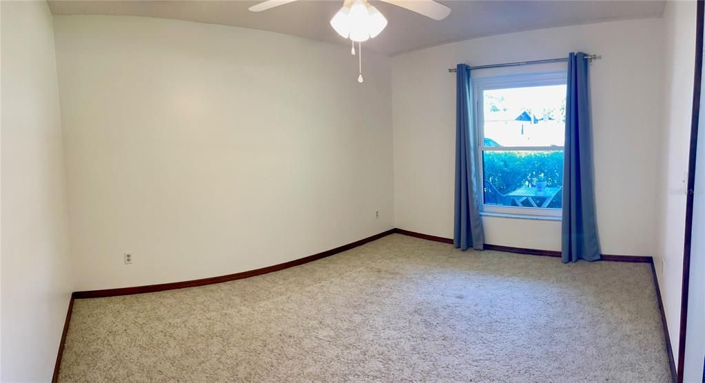 For Sale: $318,900 (3 beds, 2 baths, 2126 Square Feet)