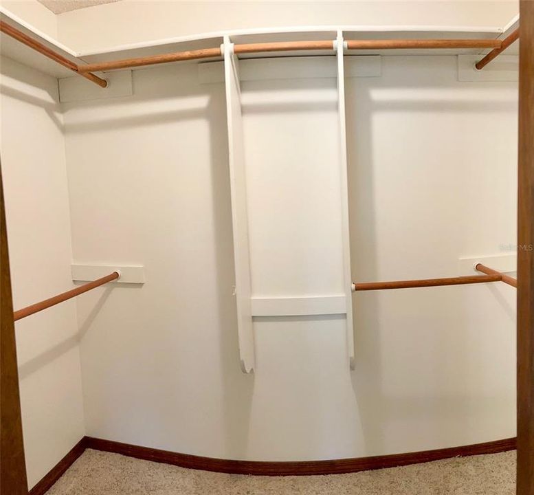 For Sale: $318,900 (3 beds, 2 baths, 2126 Square Feet)