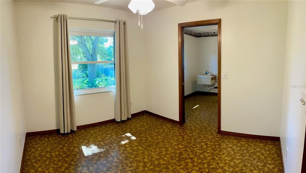 For Sale: $318,900 (3 beds, 2 baths, 2126 Square Feet)