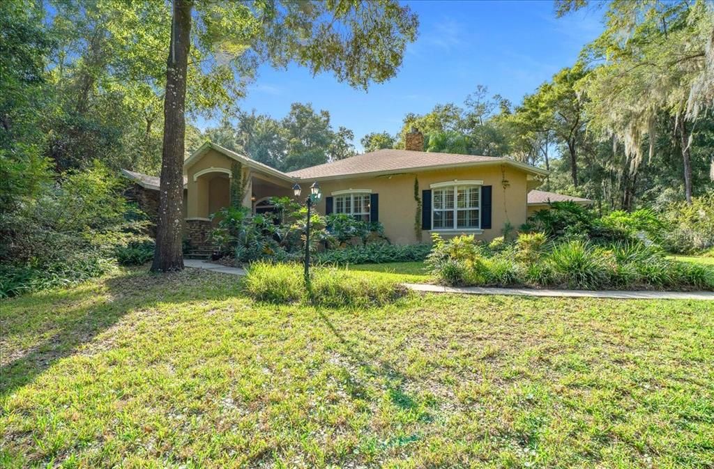 En Venta: $764,900 (4 camas, 3 baños, 2639 Pies cuadrados)