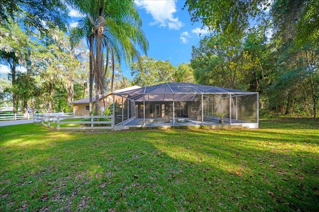 En Venta: $764,900 (4 camas, 3 baños, 2639 Pies cuadrados)