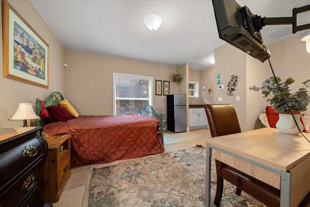 En Venta: $764,900 (4 camas, 3 baños, 2639 Pies cuadrados)