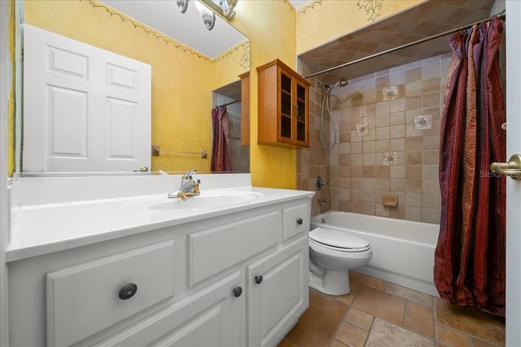 En Venta: $764,900 (4 camas, 3 baños, 2639 Pies cuadrados)