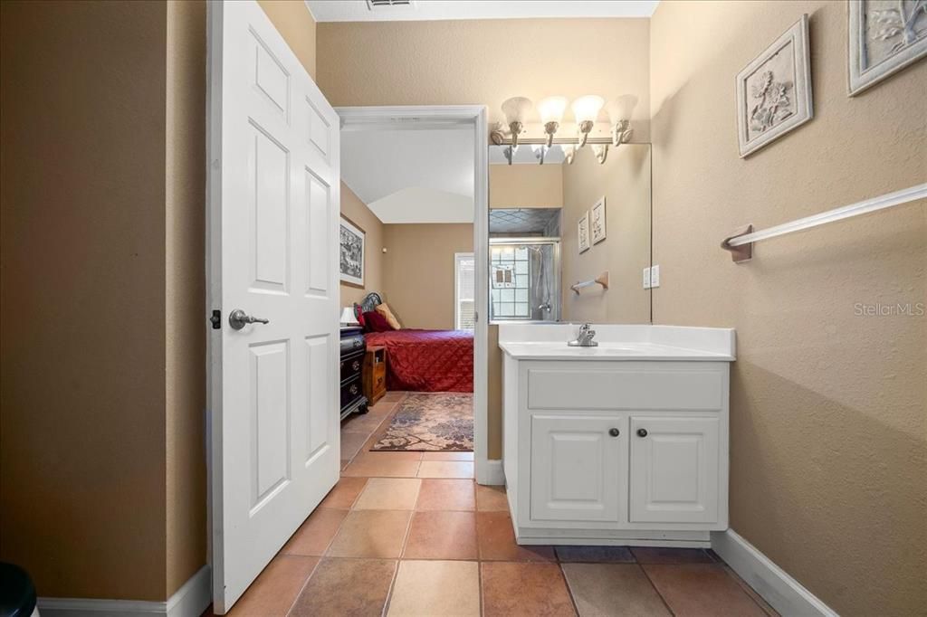 En Venta: $764,900 (4 camas, 3 baños, 2639 Pies cuadrados)