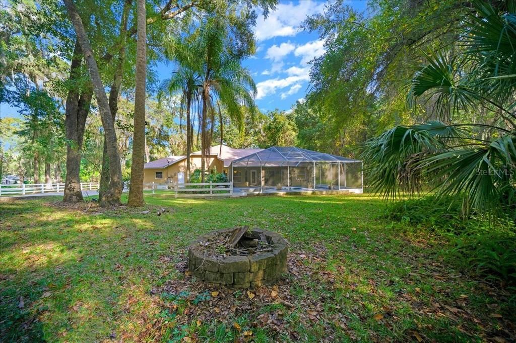 En Venta: $764,900 (4 camas, 3 baños, 2639 Pies cuadrados)