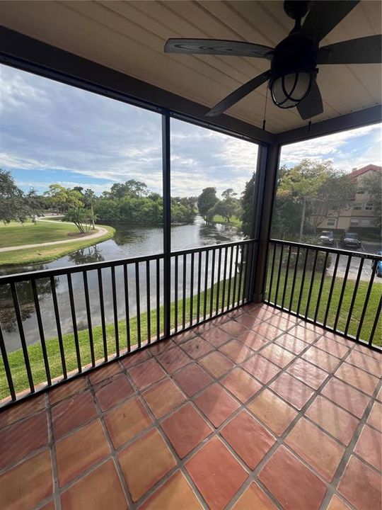 合同活跃: $1,450 (1 贝兹, 1 浴室, 713 平方英尺)