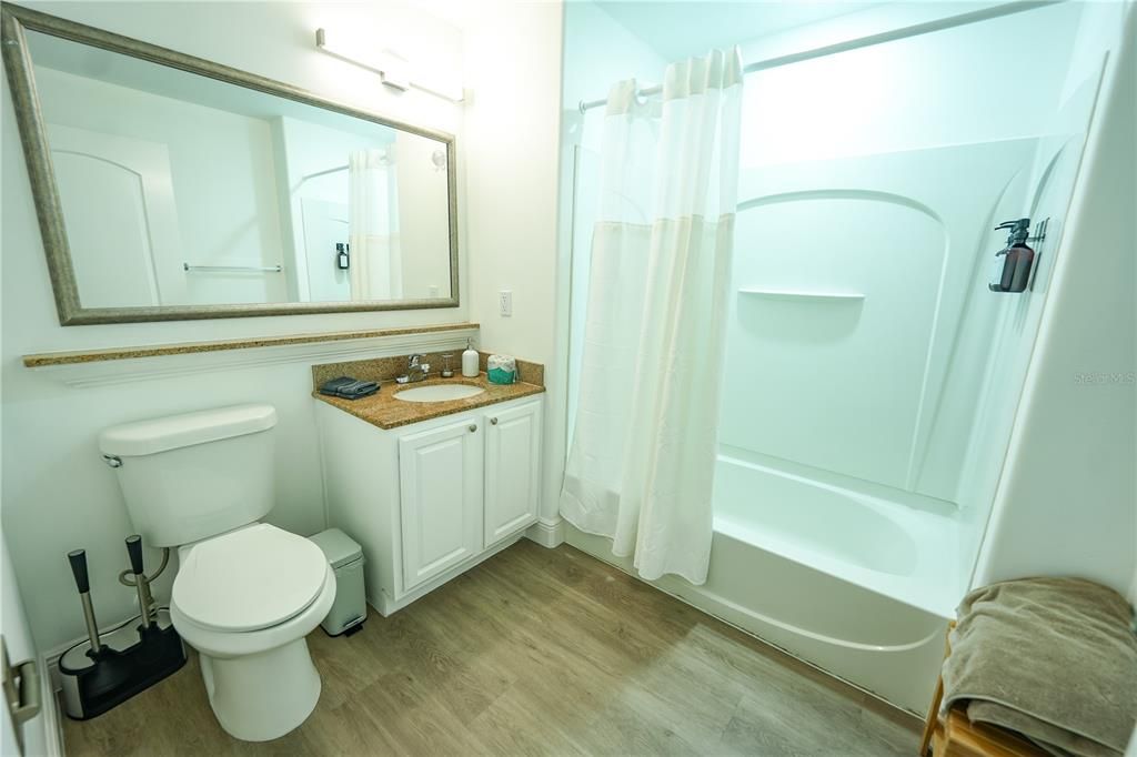 На продажу: $270,000 (1 спален, 2 ванн, 798 Квадратных фут)