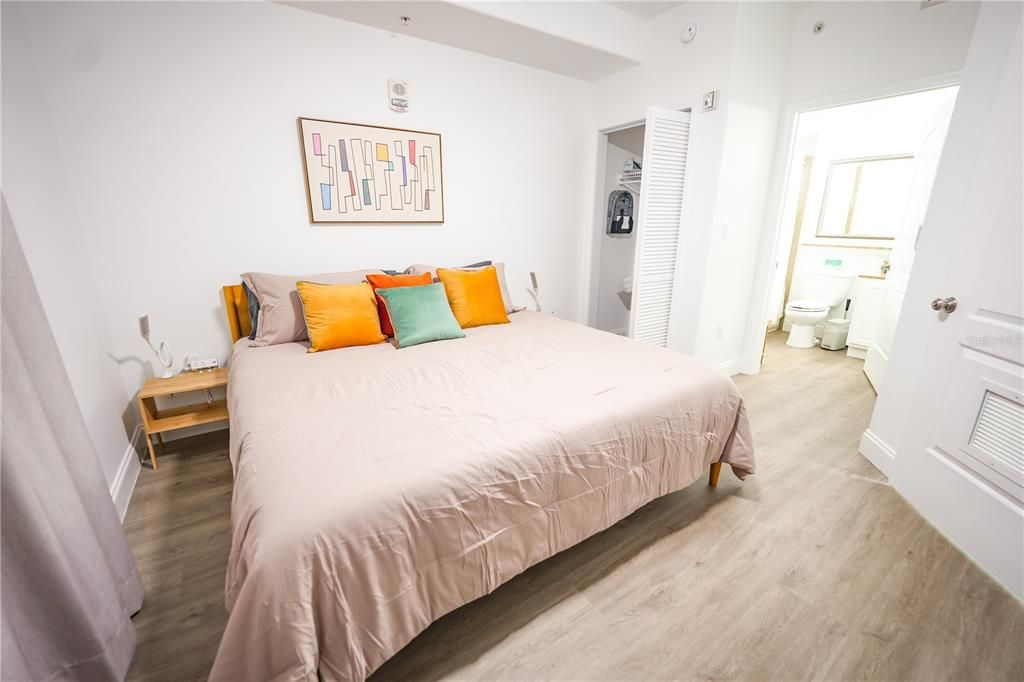 На продажу: $270,000 (1 спален, 2 ванн, 798 Квадратных фут)