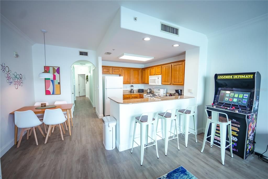 На продажу: $270,000 (1 спален, 2 ванн, 798 Квадратных фут)