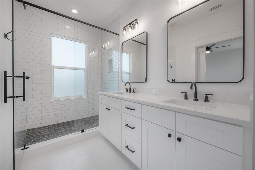 For Sale: $865,000 (4 beds, 3 baths, 2585 Square Feet)