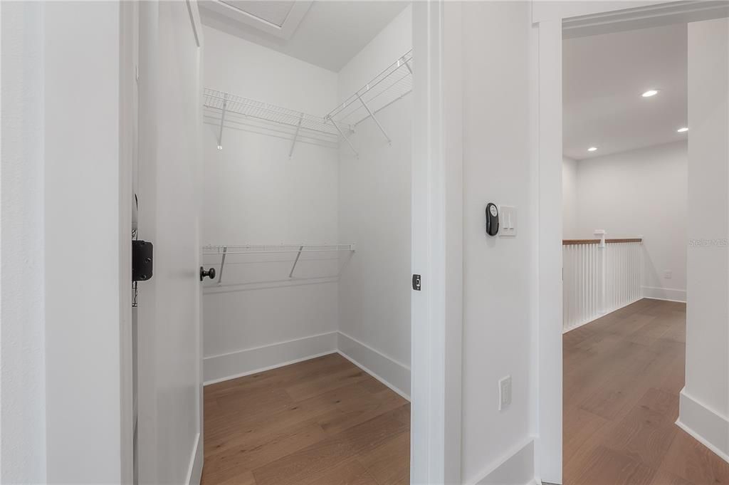 For Sale: $865,000 (4 beds, 3 baths, 2585 Square Feet)