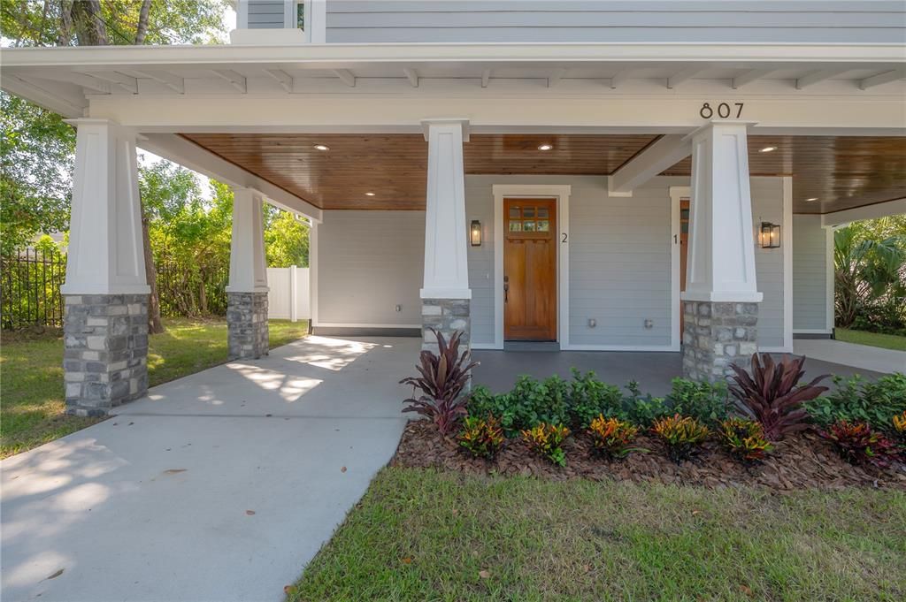 For Sale: $865,000 (4 beds, 3 baths, 2585 Square Feet)