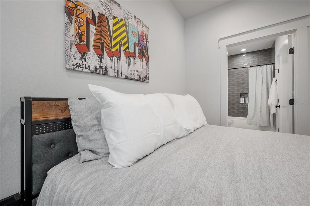 For Sale: $865,000 (4 beds, 3 baths, 2585 Square Feet)