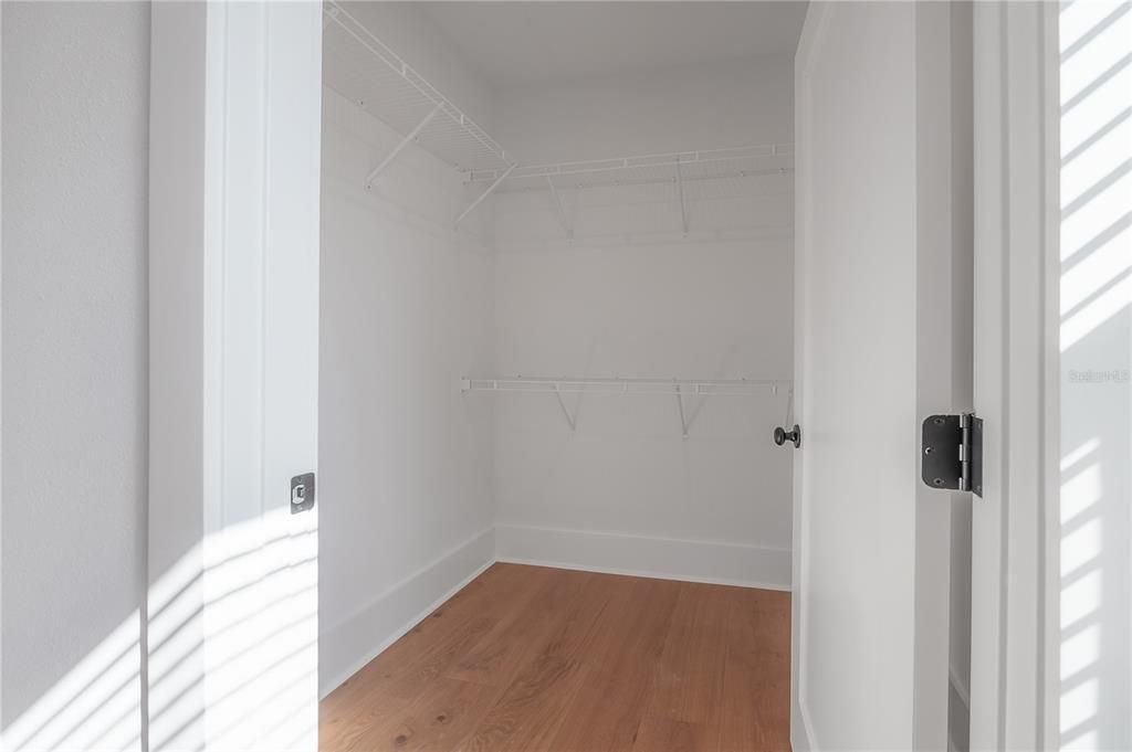 For Sale: $865,000 (4 beds, 3 baths, 2585 Square Feet)