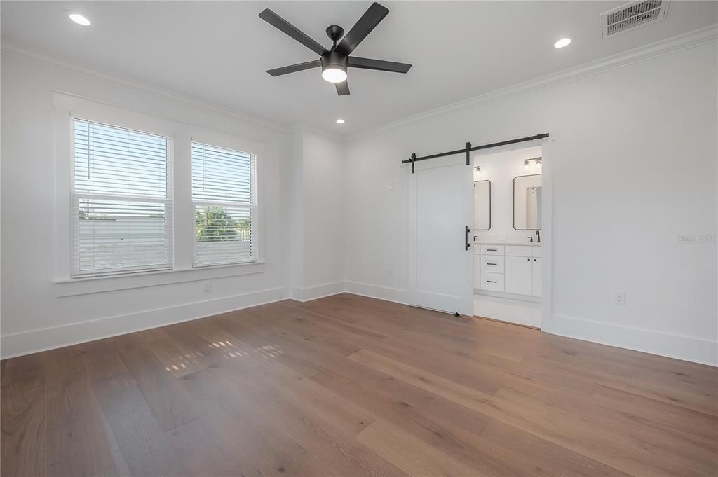 For Sale: $865,000 (4 beds, 3 baths, 2585 Square Feet)