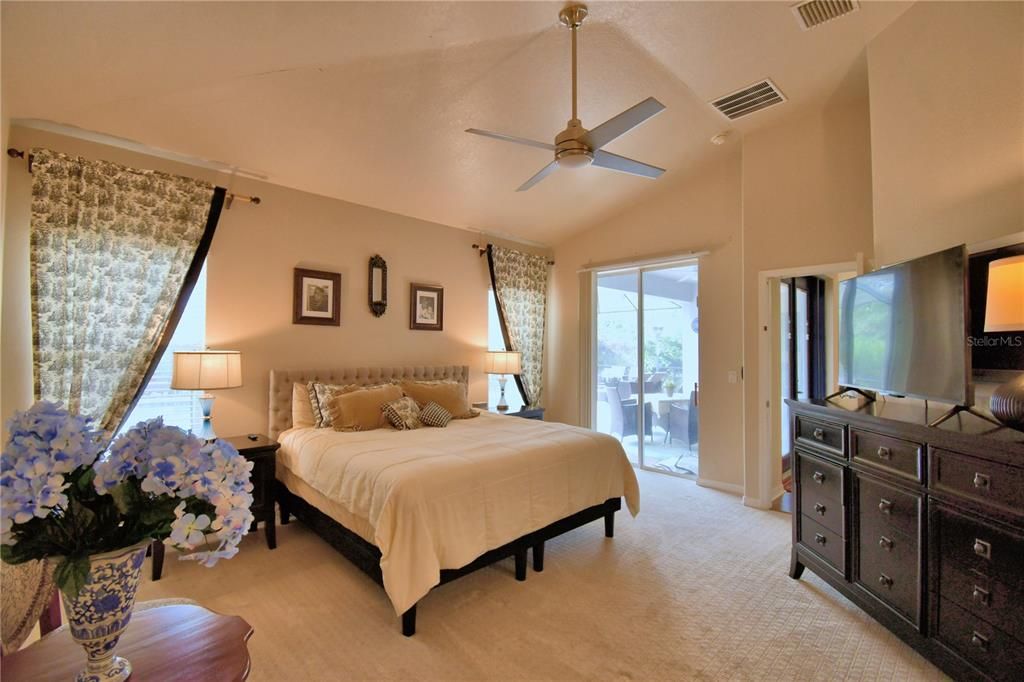 待售: $575,000 (4 贝兹, 3 浴室, 2781 平方英尺)