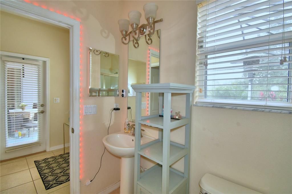 待售: $575,000 (4 贝兹, 3 浴室, 2781 平方英尺)