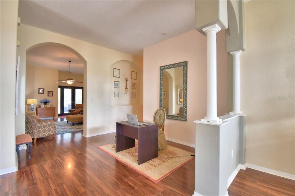 待售: $575,000 (4 贝兹, 3 浴室, 2781 平方英尺)