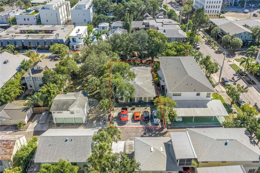 For Sale: $961,000 (5 beds, 0 baths, 2556 Square Feet)