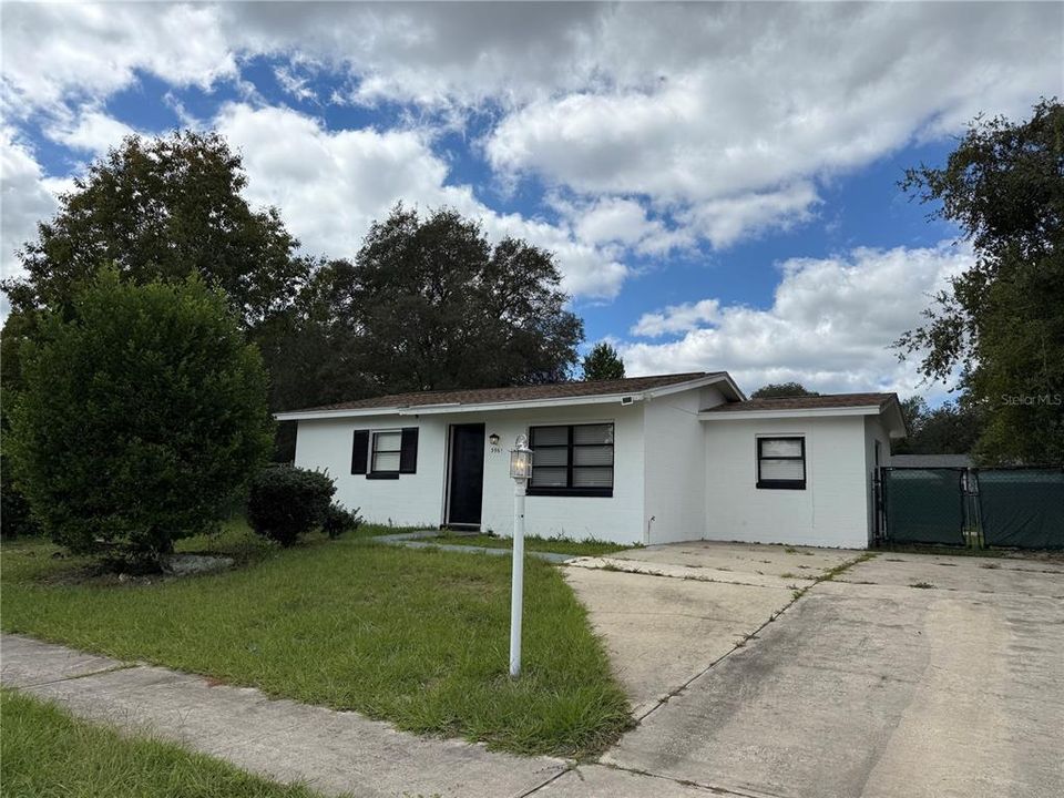 Недавно арендовано: $1,200 (2 спален, 1 ванн, 758 Квадратных фут)