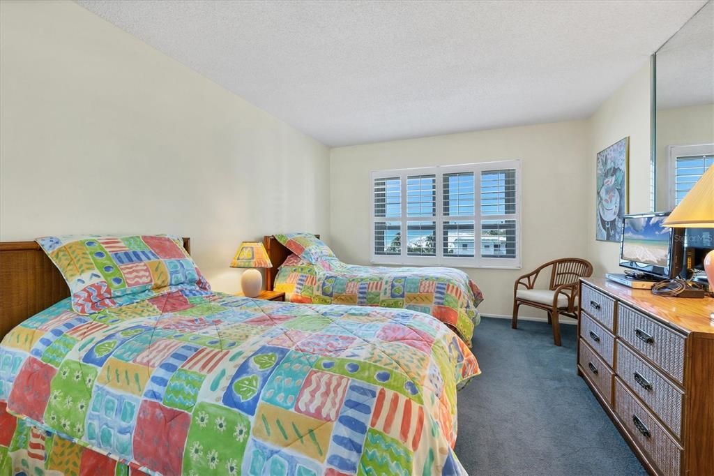 For Sale: $1,000,000 (2 beds, 2 baths, 1150 Square Feet)