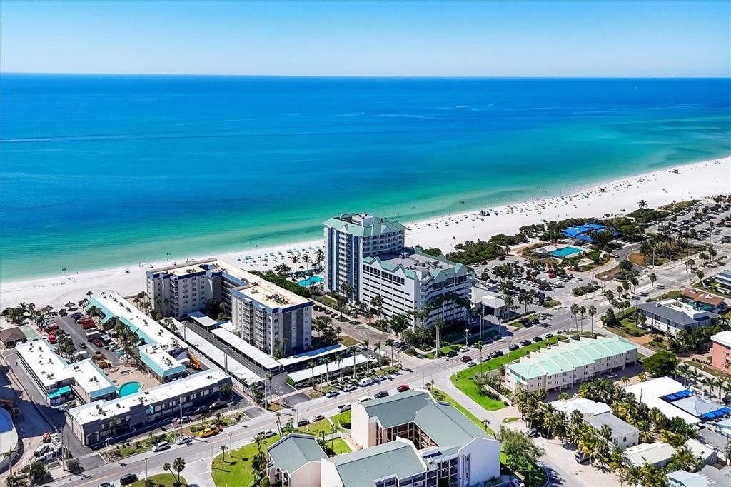 For Sale: $1,000,000 (2 beds, 2 baths, 1150 Square Feet)